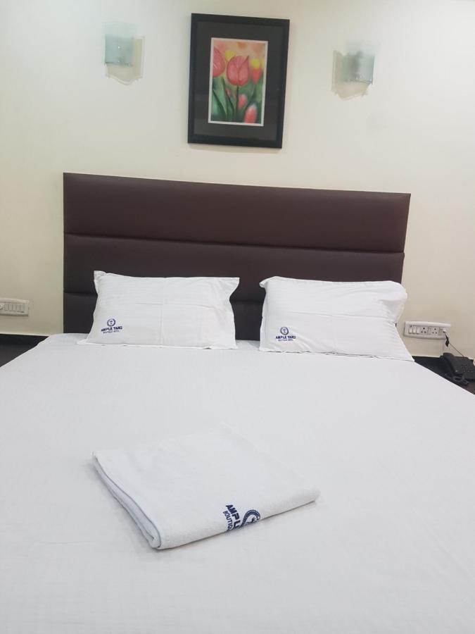 Ample Yard Hotel Chennai Esterno foto